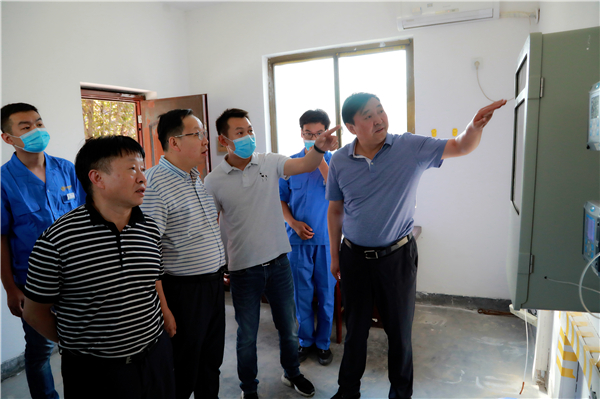 yl6809永利集团复工复产促增长项目观摩会议与会人员走进绿色能源公司油气公司水环境公司陕北片区项目