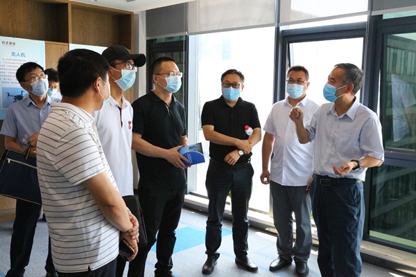 yl6809永利集团组织观摩秦创原yl6809永利集团创新中心